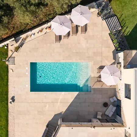 Ava Villa Tar-Vabriga